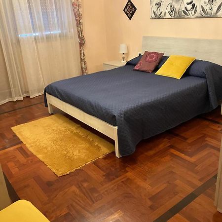 איסולה דלה פמינה Casa Vacanza La Isla Bonita מראה חיצוני תמונה