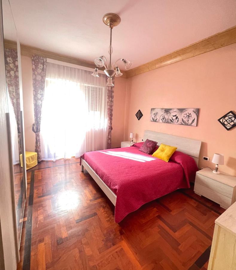 איסולה דלה פמינה Casa Vacanza La Isla Bonita מראה חיצוני תמונה